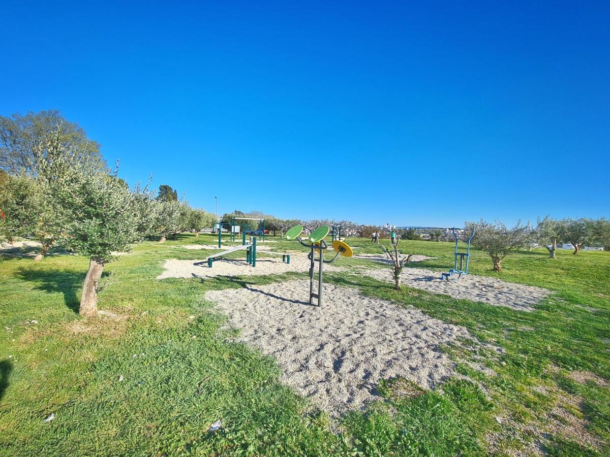 Luxury Apartment Salona Экстерьер фото