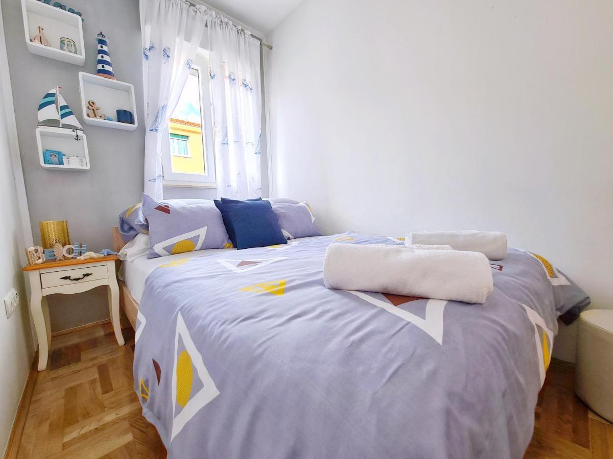 Luxury Apartment Salona Экстерьер фото