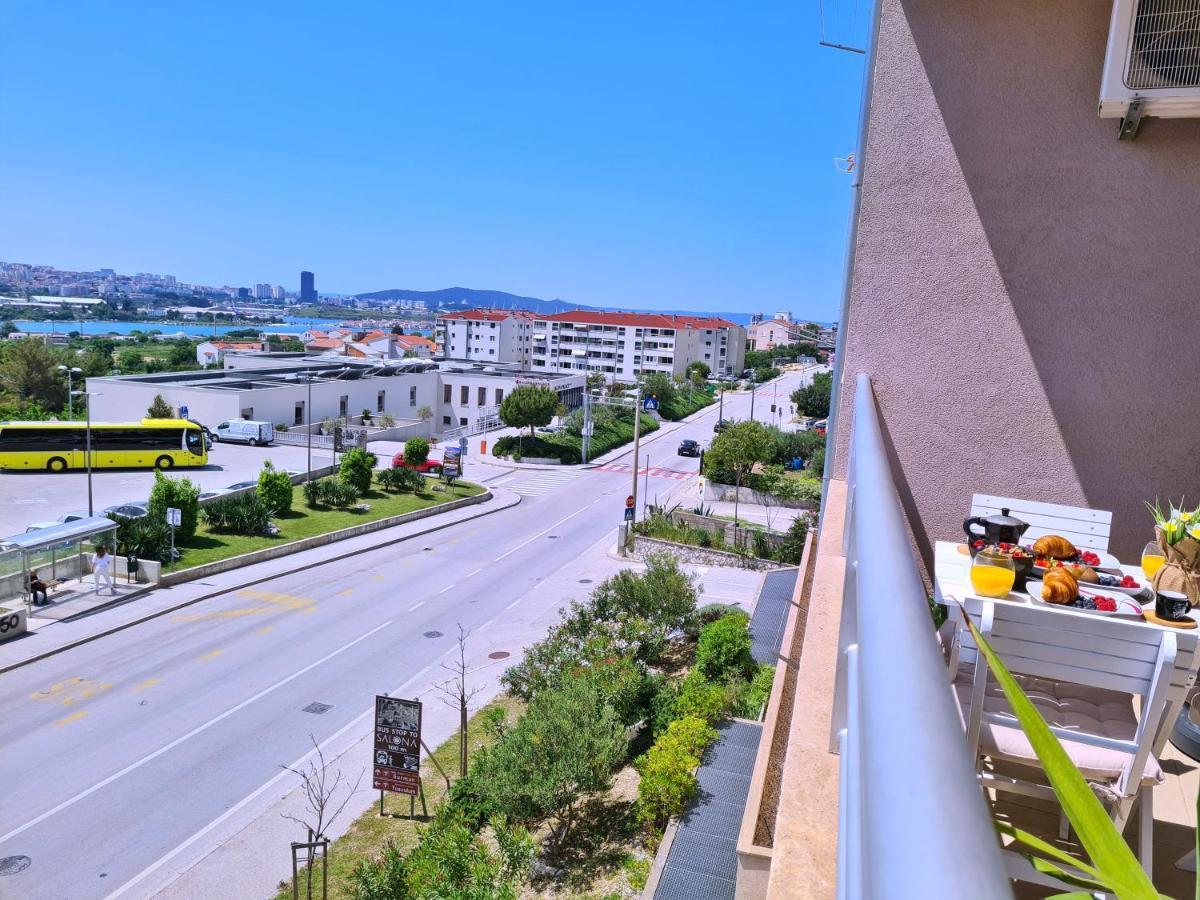 Luxury Apartment Salona Экстерьер фото