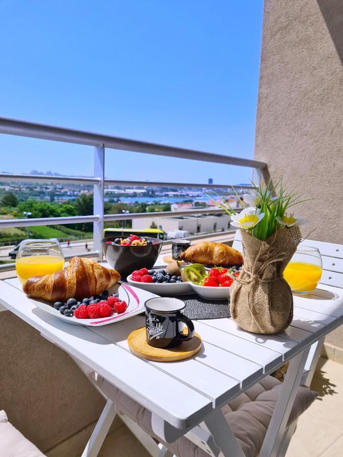 Luxury Apartment Salona Экстерьер фото