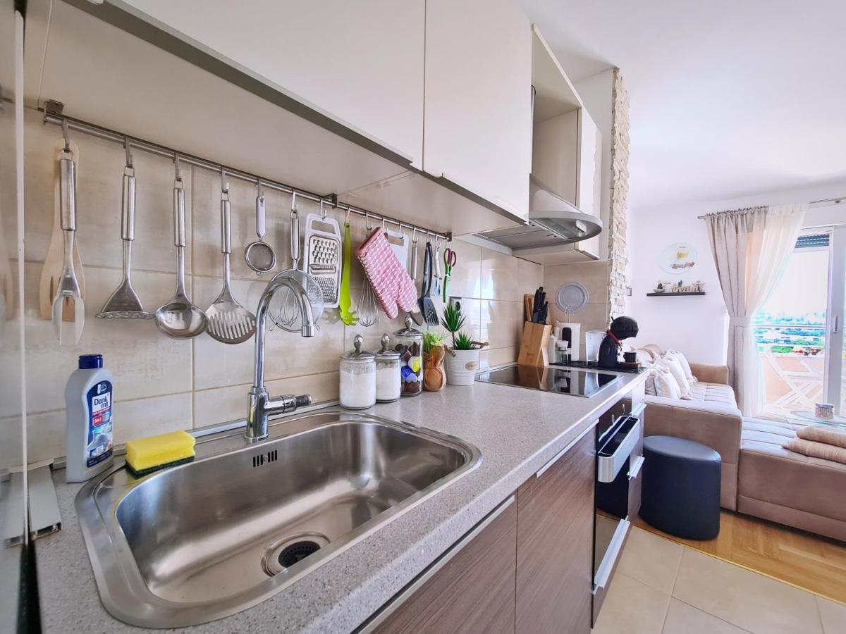 Luxury Apartment Salona Экстерьер фото