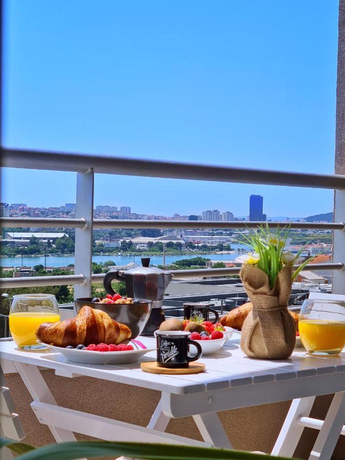 Luxury Apartment Salona Экстерьер фото
